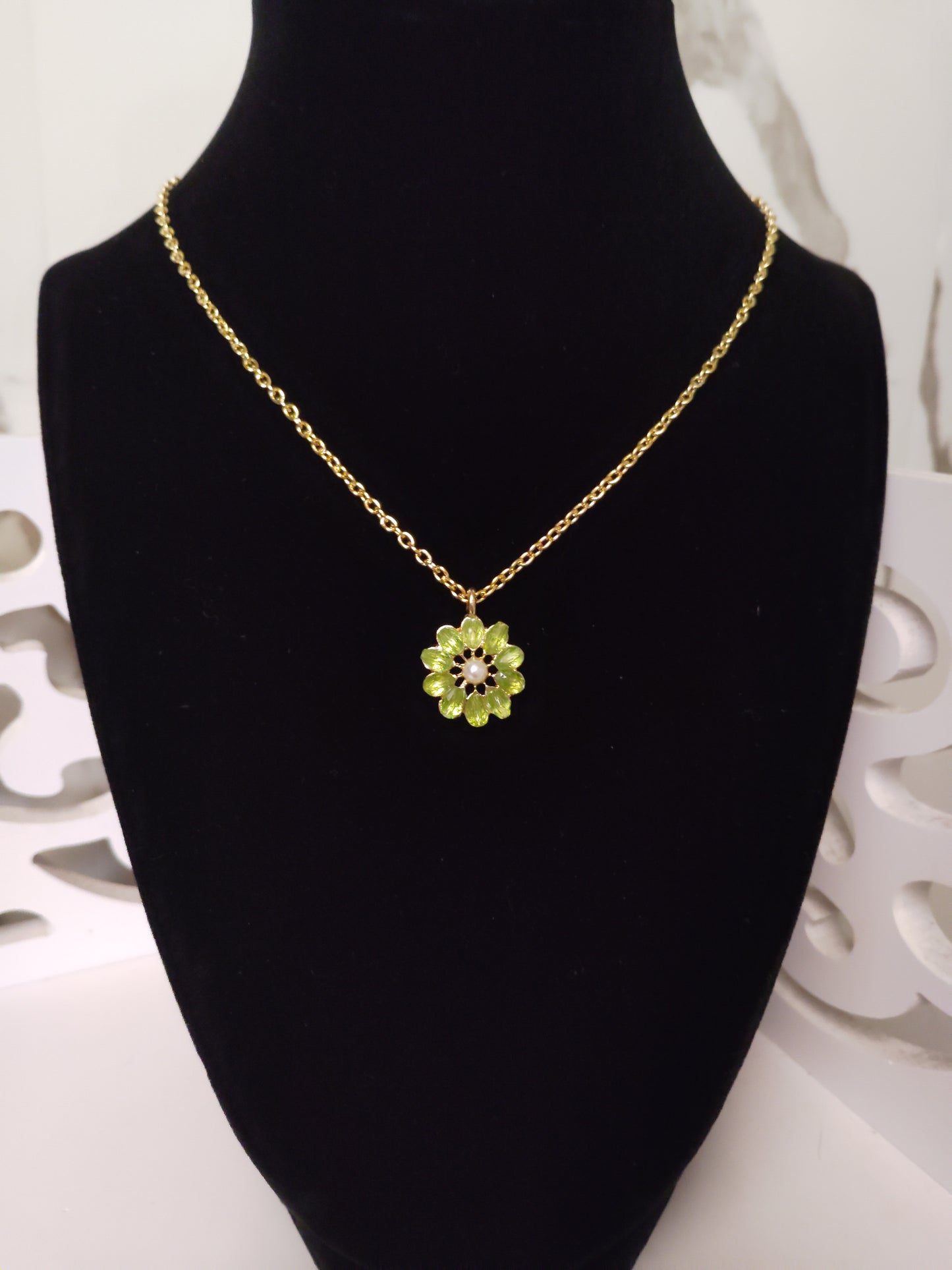 Lime Green Flower Gold Necklace