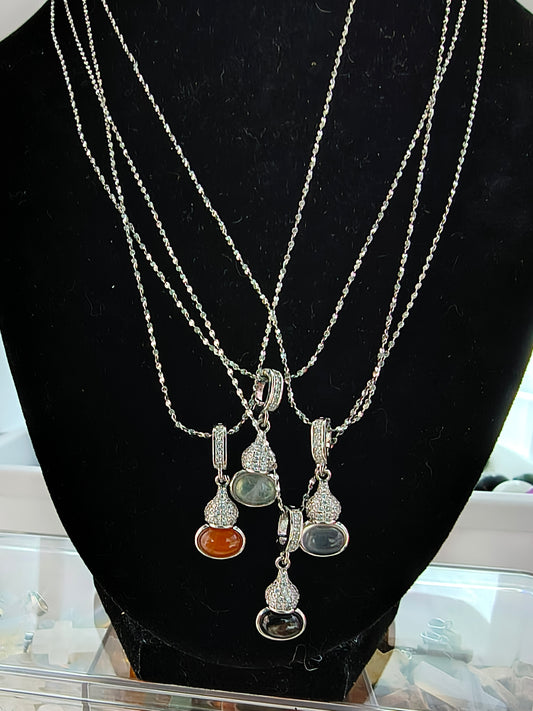 Hulu Necklace